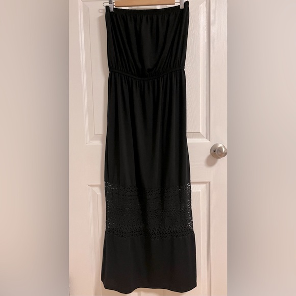 Fun Strapless Summer Vacation Maxi Dress - Picture 4 of 7